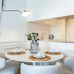 아파트 Ave Liberdade Restauradores Deluxe *